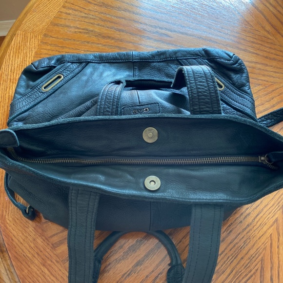 Leather Foldover bag by Gas Styling - Picture 3 of 16